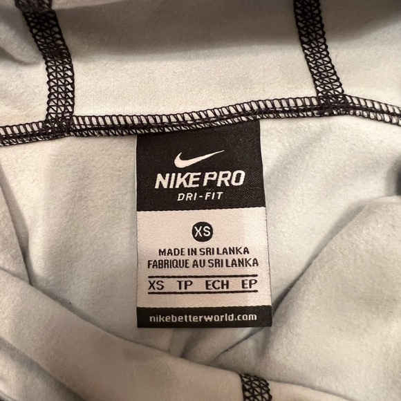 Nike Pro Dri-Fit Hooded Pullover, Size XS - Picture 5 of 7